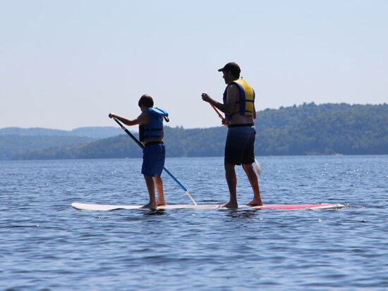 Paddleboard, Lac des Sables, Saguenay, Sainte-Rose-du-Nord